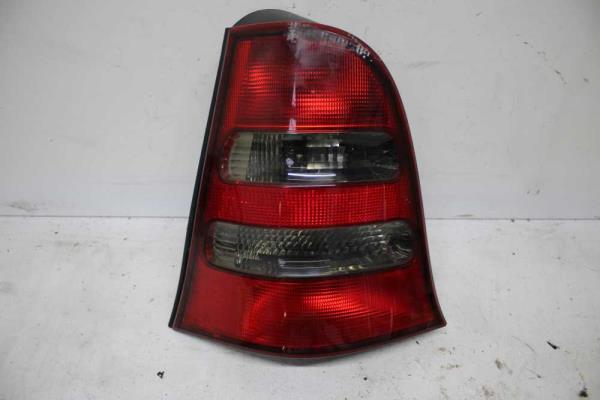 FEU ARRIERE GAUCHE MERCEDES - Vue 1